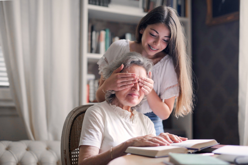 You are currently viewing Transitioning to Senior Living in Los Angeles to Reduce the Hazards